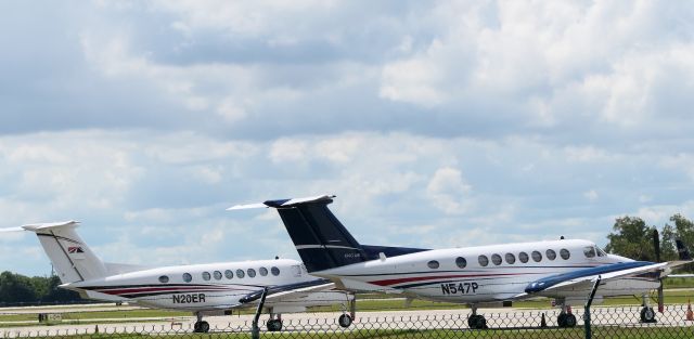Beechcraft Super King Air 300 (N547P)