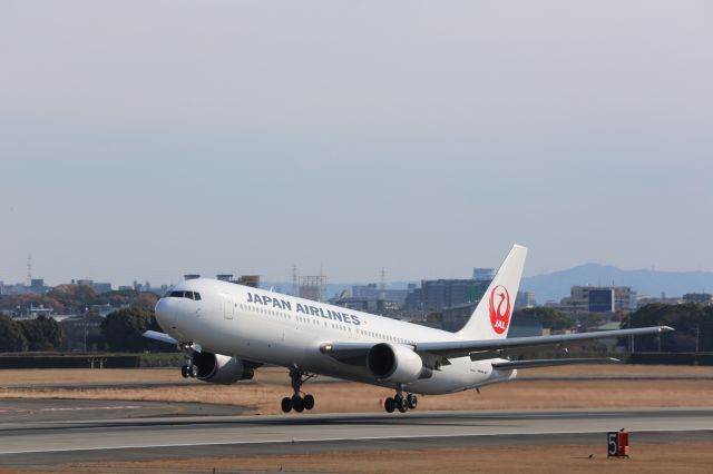 BOEING 767-300 (JA8399)