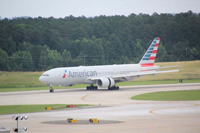 Boeing 777-200 (AAL173) - This was the first direct flight from london to RDU in over 2 Years since covid, I was very lucky to see it.
