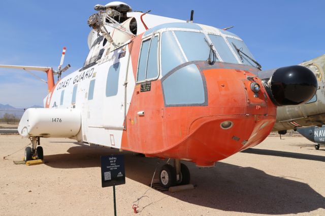 AGUSTA AS-61R (00-1476) - Sikorsky HH-3F Pelican at Pima Air and Space Museum, Tucson, AZ, 17 May 14.