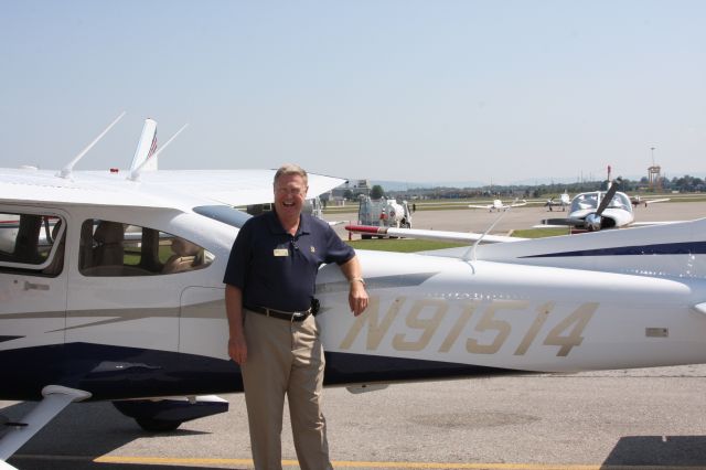 Cessna Skylane (N91514) - Bruce Keller Cessna number 1 salesman.  On the ramp in Huntsville, AL.