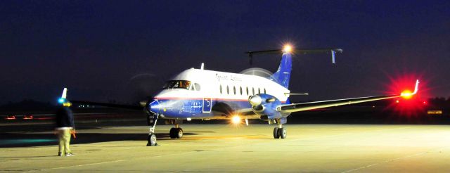 Beechcraft 1900 (N195GL)