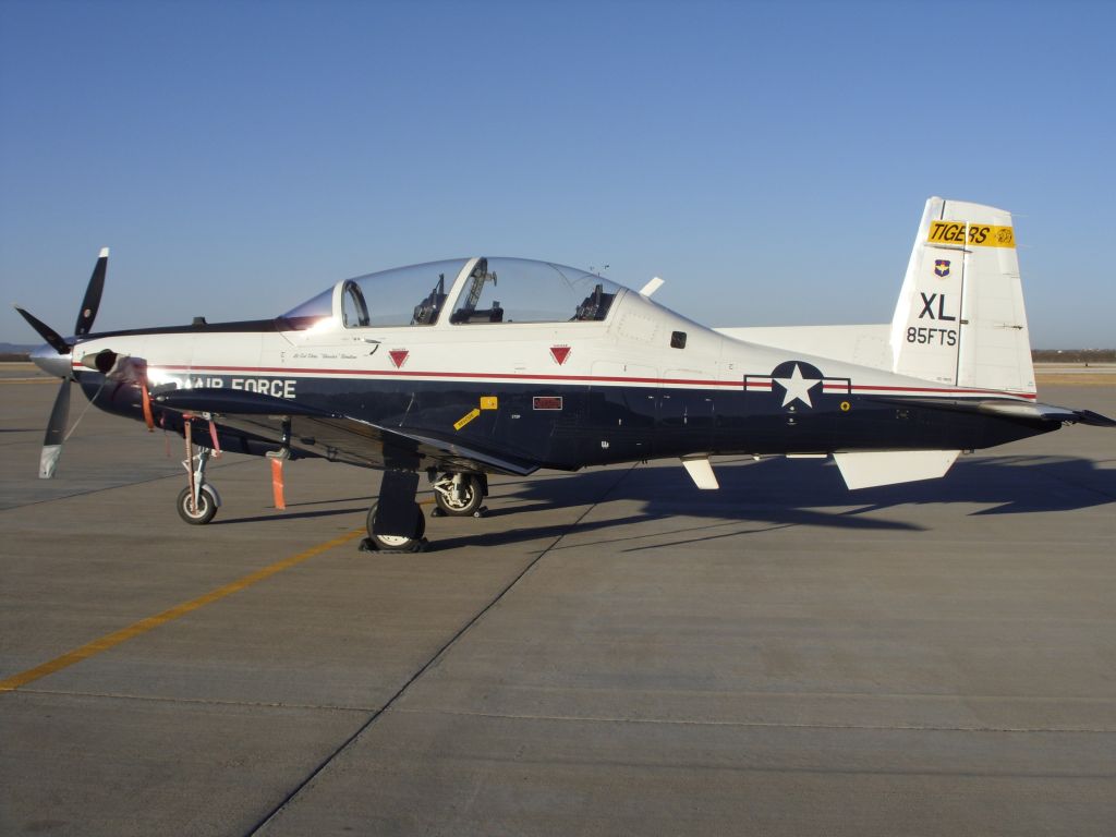 North American T-6 Texan (AWEF) - TEXAN II