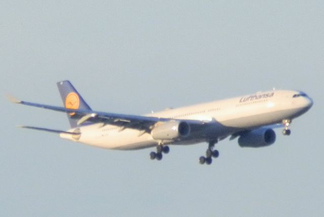 Airbus A330-300 (D-AIKF)