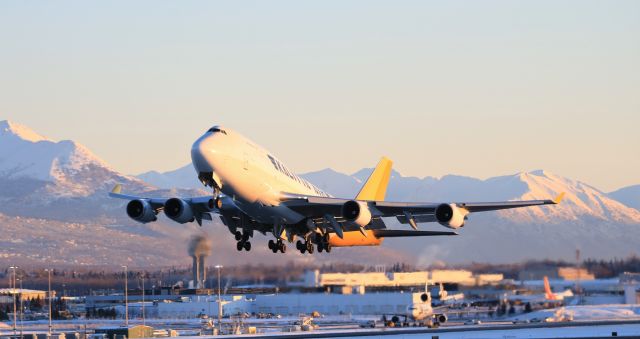 Boeing 747-400 (N740CK)