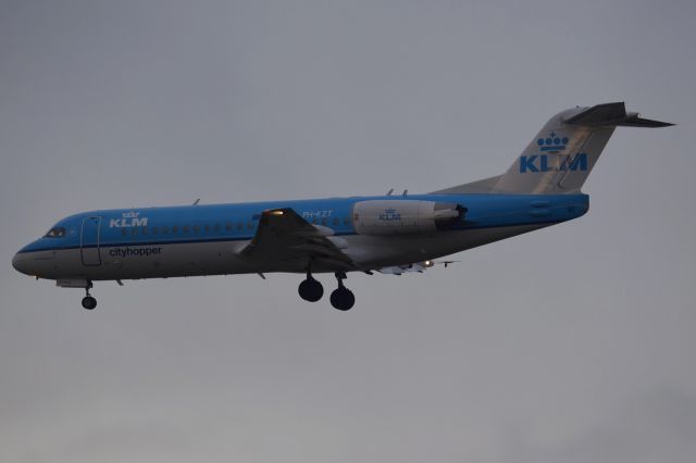 Fokker 70 (PH-KZT)