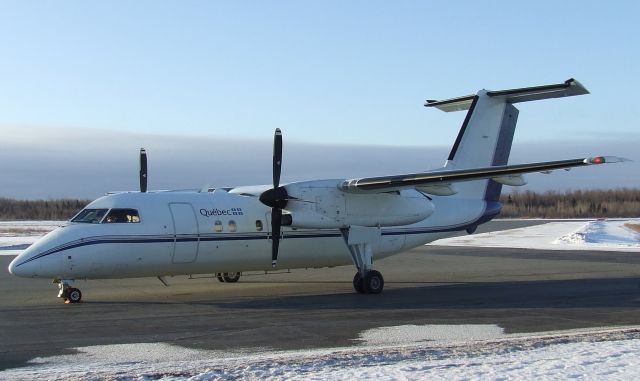 de Havilland Dash 8-200 (C-GQBT)