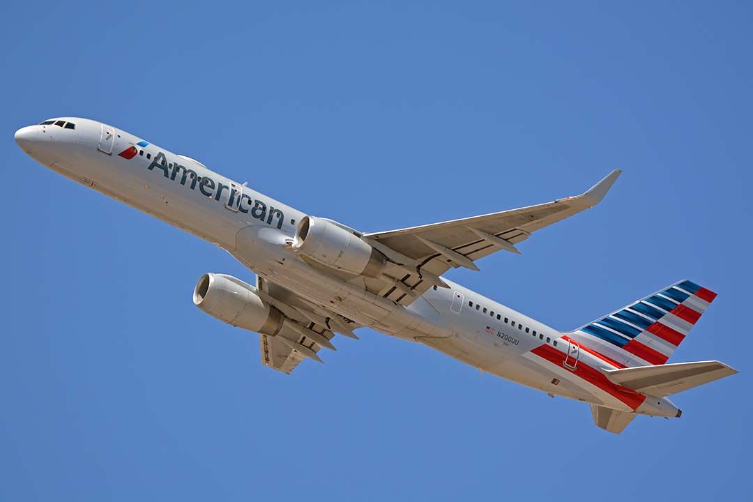 Boeing 757-200 (N200UU) - American Boeing 757-2B7 N200UU at Phoenix Sky Harbor on July 1, 2018. 
