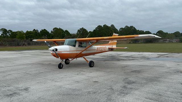 Cessna Commuter (N10310)