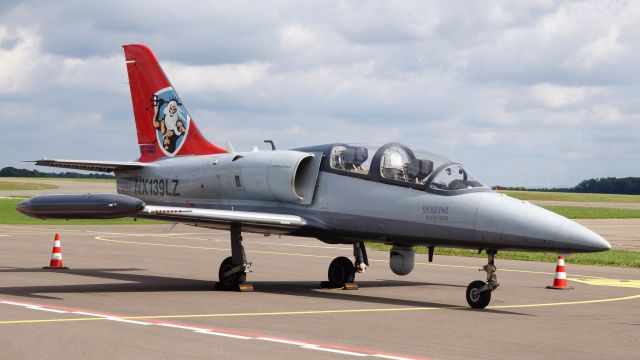 Aero L-39 Albatros (N139LZ) - tank stop