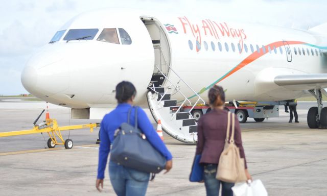 Fokker 70 —