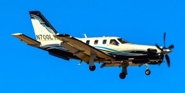 Socata TBM-700 (N700LT) - N700LT 2005 SOCATA TBM 700C2 s/n 316 - North Las Vegas Airport  KVGTbr /Photo: TDelCorobr /February 1, 2023 