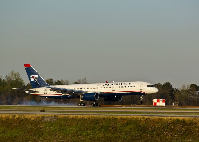 Boeing 757-200 (N200UU) - Morning landing on runway 36C, Charlotte, North Carolina 6 April 2013