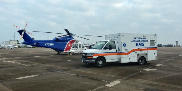 BELL-AGUSTA AB-139 (N739BG) - Bristow Aviation/Acadian AirMed 30 and Galveston EMS Medic 11 transferring a patient in VFR conditions to the hospital.