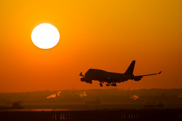 Boeing 747-400 (HS-TGP)