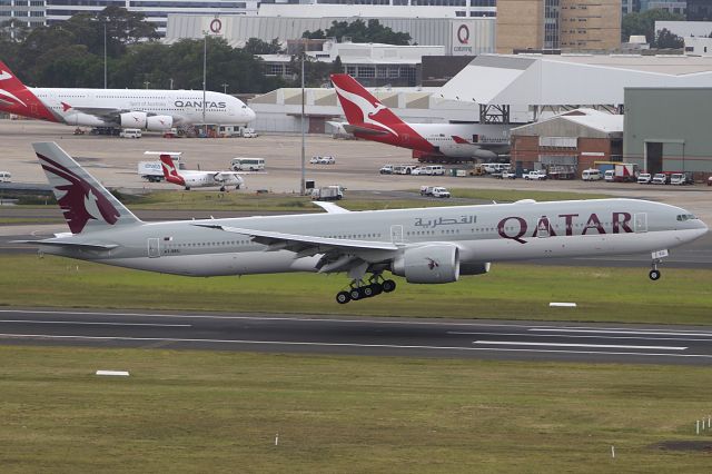 BOEING 777-300ER (A7-BEU) - on 4 December 2018