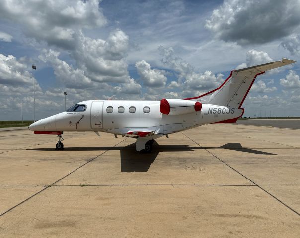 Embraer Phenom 100 (N580JS) - At Lilongwe, Malawi. 10-MAR-2023.