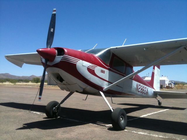 Cessna Skywagon 180 (N2866A)