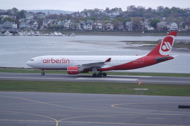 Airbus A330-200 (D-ALPA)