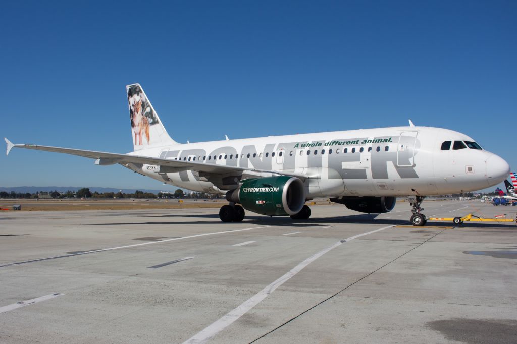 Airbus A319 (N920FR)