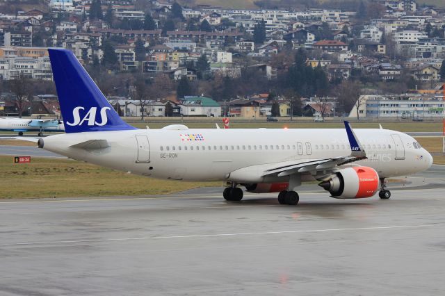 Airbus A320neo (SE-RON)
