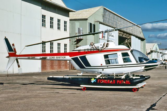 Eurocopter AS-350 AStar (VH-SWH) - LLOYD AVIATION - BELL 206B JET RANGER III - REG : VH-SWH (CN 1918) - PARAFIELD AIRPORT ADELAIDE SA. AUSTRALIA - YPPF (3/1/1978)