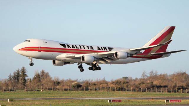 Boeing 747-400 (N403KZ) - kalitta air b747-481f n403kz landing at shannon from istanbul 26/1/20.