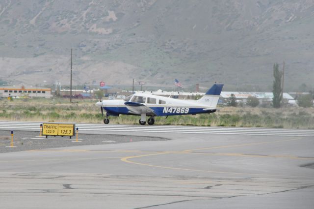 Piper Cherokee Arrow (N47869)