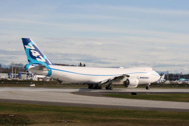 BOEING 747-8 (N747EX) - Start of Taxi Test