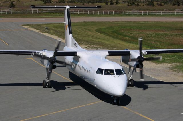 de Havilland Dash 8-300 (C-FPAE)