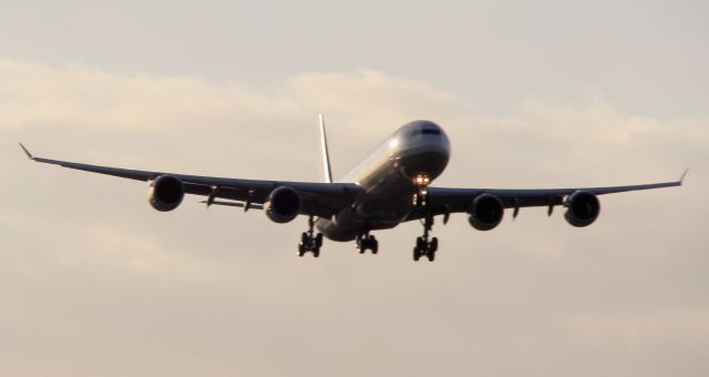 Airbus A340-600 (D-AIHY)