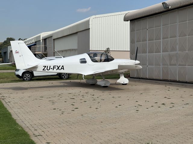 ZU-FXA — - A Sling at Tedderfield Airpark. 24 JAN 2022.