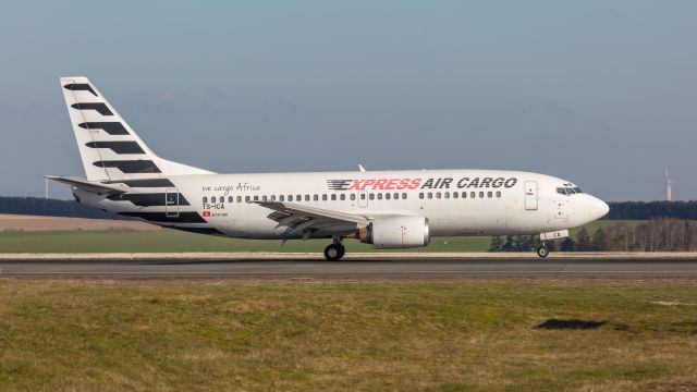 BOEING 737-300 (TS-ICA)