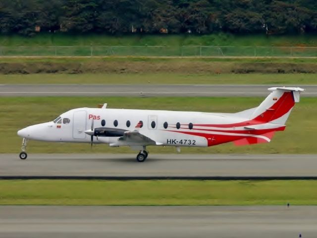 Beechcraft 1900 (HK-4732)