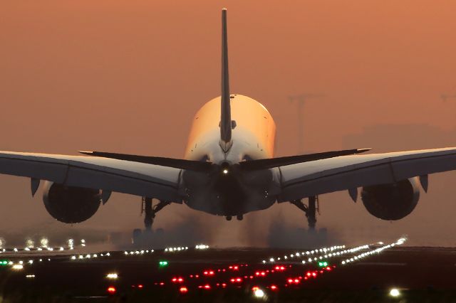 Airbus A350-1000 (B-LXI)