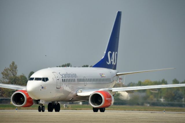 Boeing 737-700 (LN-RRY)