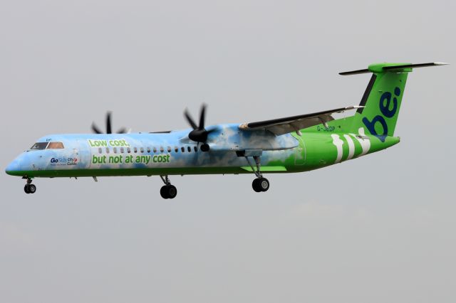 de Havilland Dash 8-400 (G-JEDP)