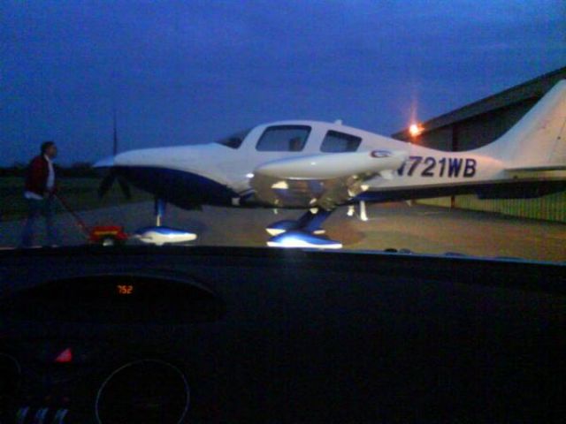 Cessna 400 (N721WB)