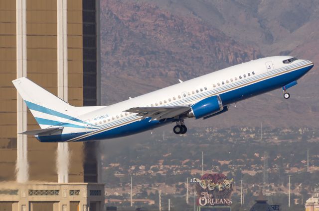 BOEING 737-300 (N789LS) - The least flown in the Sands Fleet rocking off! Full Quality Photo --> a rel=nofollow href=http://www.airliners.net/photo/Untitled-Las-Vegas-Sands/Boeing-737-35B/5294993?qsp=eJwtjc0KwjAQhN9lz15E8Ke3ehYV9AWWzVADsQmbLVhK3901eBu%2B%2BZhZSPJo%2BNhzLqCOKljlRRsqrPyu1C2kGGI1ZYt57MUmTu5dD8fT5eFezWrn2UlgQy%2BCYgh/ftMA/VWo0iYHv9h6gN5bpt3eeYi1JG4bMI6J1vULTJwyLQ%3D%3Dhttps://www.airliners.net/photo/Untitled-Las-Vegas-Sands/Boeing-737-35B/5294993?qsp=eJwtjc0KwjAQhN9lz15E8Ke3ehYV9AWWzVADsQmbLVhK3901eBu%2B%2BZhZSPJo%2BNhzLqCOKljlRRsqrPyu1C2kGGI1ZYt57MUmTu5dD8fT5eFezWrn2UlgQy%2BCYgh/ftMA/VWo0iYHv9h6gN5bpt3eeYi1JG4bMI6J1vULTJwyLQ%3D%3D/a