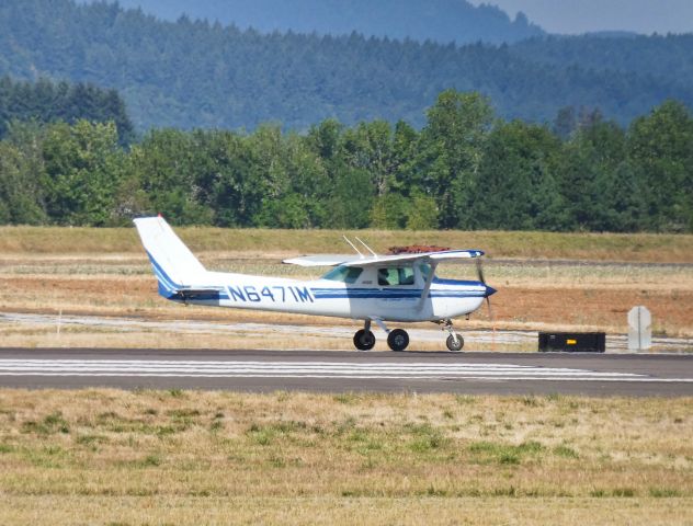Cessna 152 (N6471M) - Lane Community College