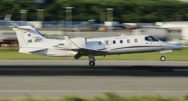 Learjet 31 (HK-4891)