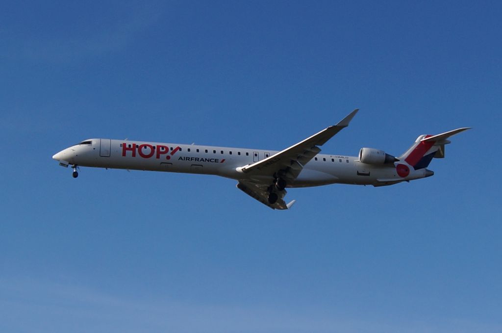 Canadair Regional Jet CRJ-100 (F-HMLO)
