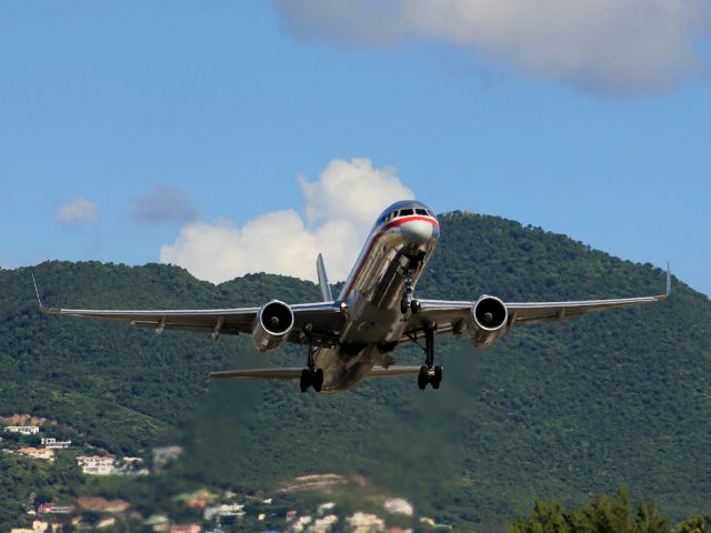 Boeing 757-200 (N653A)