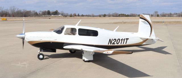 Mooney M-20 (N2011T)