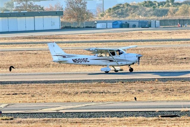 Cessna Skyhawk (N501SC) - Cessna 172S at Livermore Municipal Airport, Livermore CA. December 2020