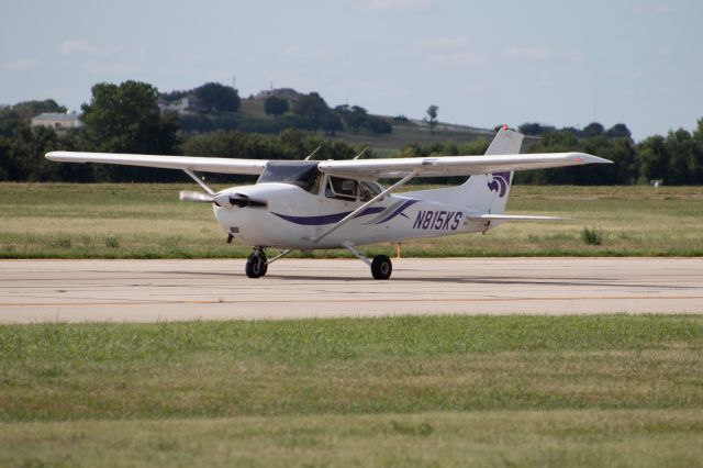 Cessna Skyhawk (N815KS)