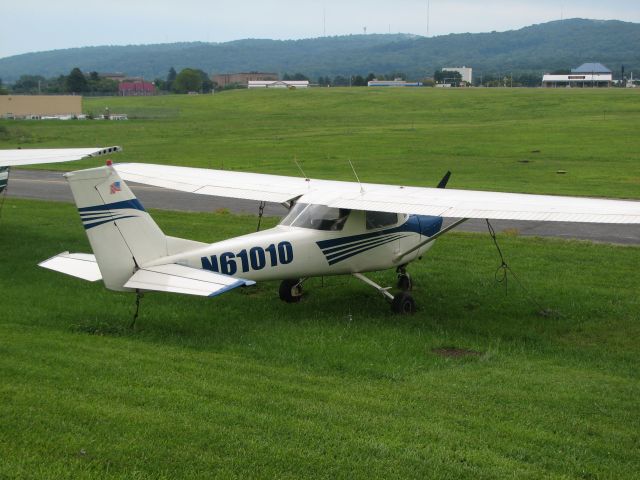 Cessna Commuter (N61010) - at Queen City