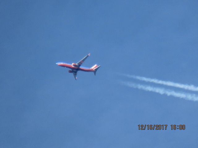 Boeing 737-800 (N500WR)