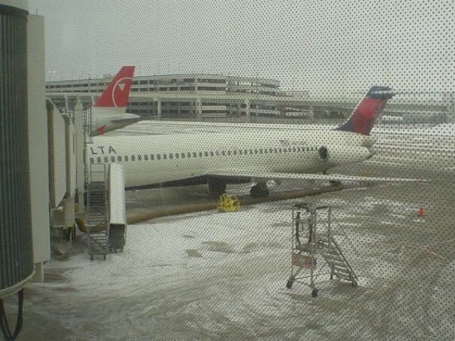 McDonnell Douglas DC-9-50 — - During the merger.  Taken 2009.