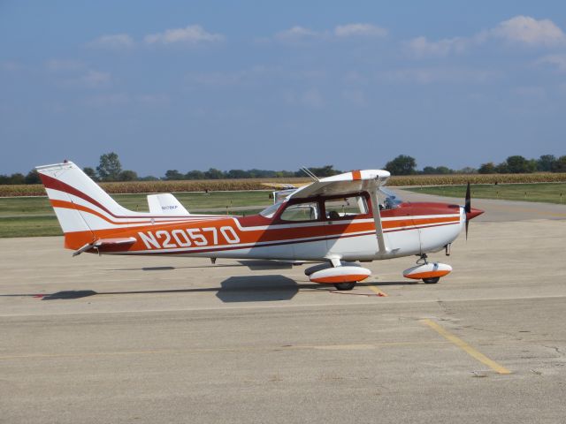 Cessna Skyhawk (N20570)